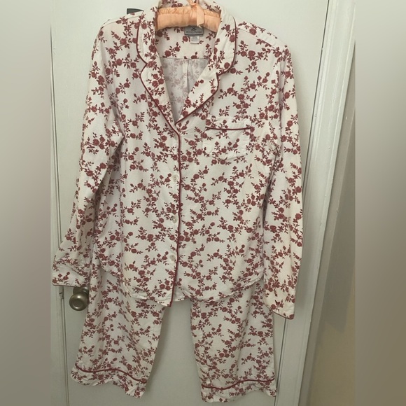 Petite Plume Other - Petite Plume Women’s Cozy Pajama Set